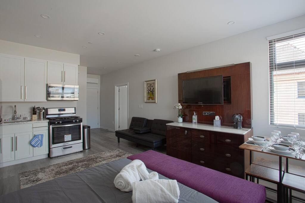 2 Bedroom, 2 Bathroom Detached Apt Max 7 Sleepers San Diego Extérieur photo